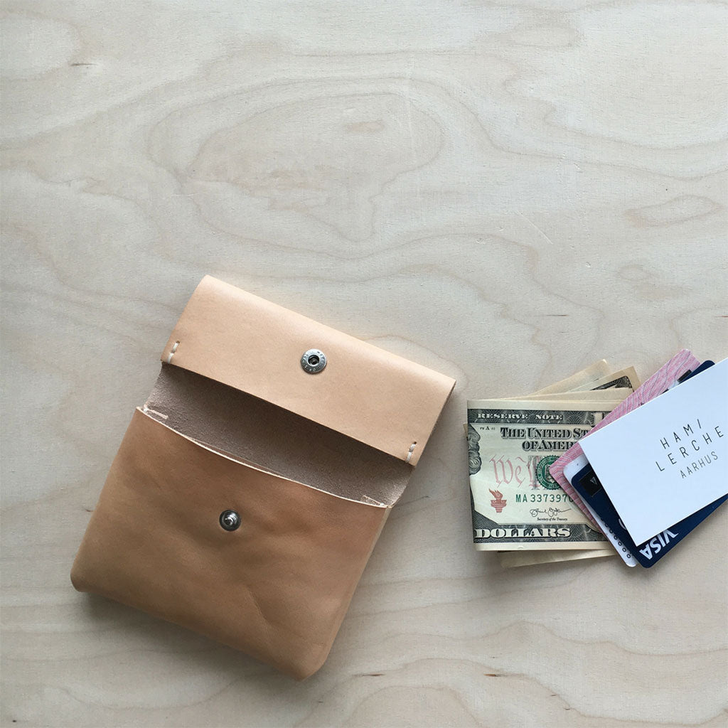 THE MOMMY WALLET