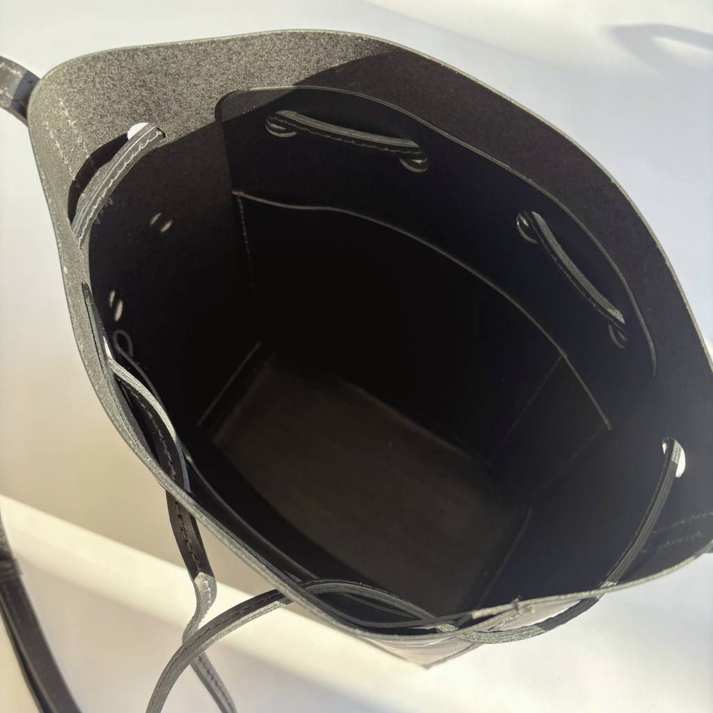 THE BUCKET POCKETS - Ham Lerche